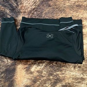 Under armor sweatshirt